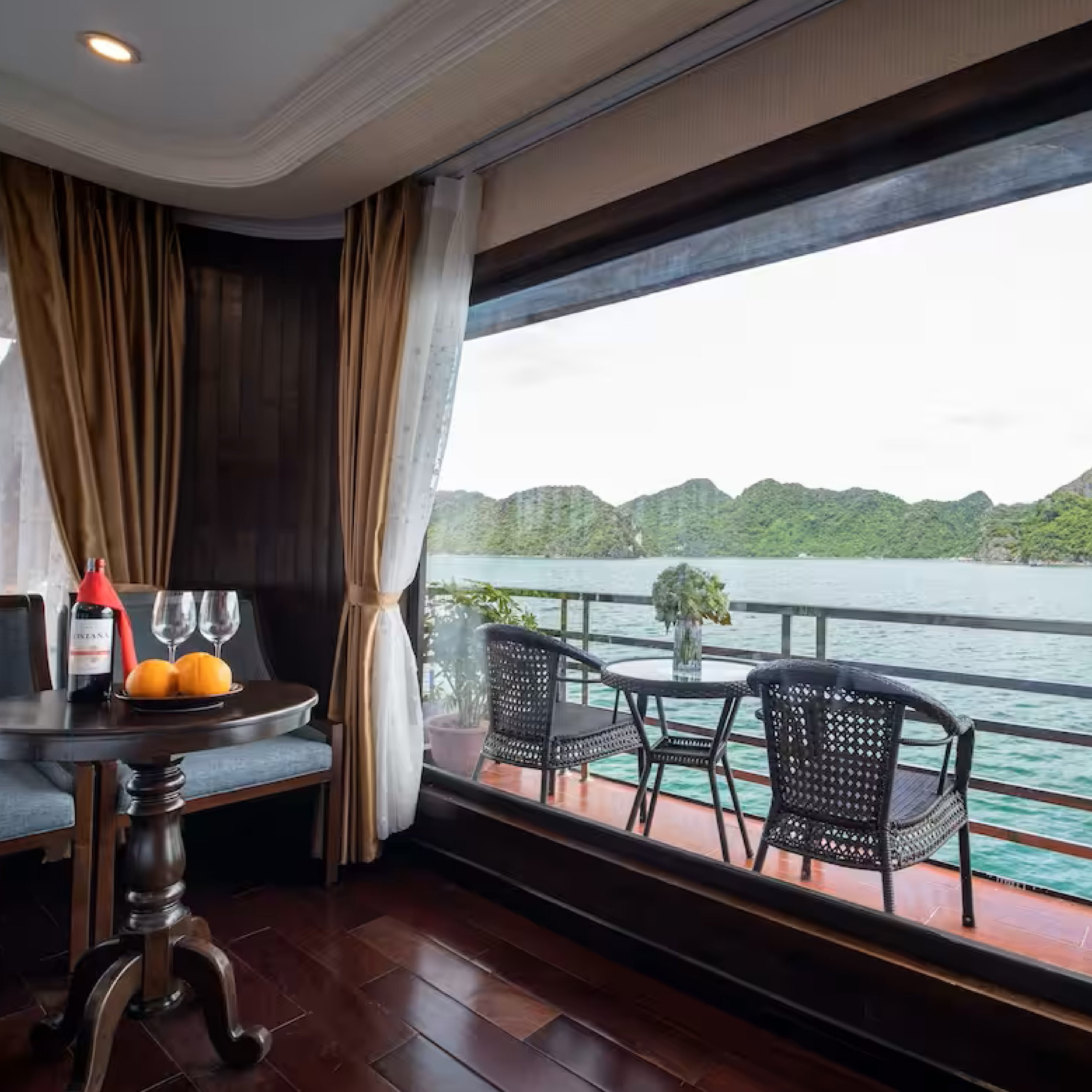 6D5N Hanoi + Halong Bay (Overnight La - Pandora) + Sapa Valley (Private)